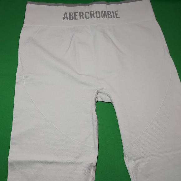 Abercrombie and Fitch Leggings - Picture 10 of 16